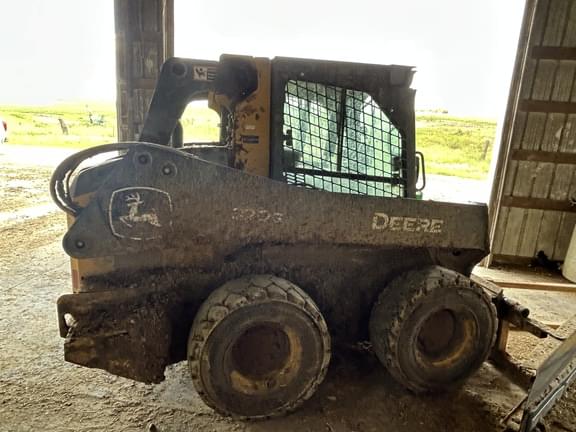 Image of John Deere 320G Primary image