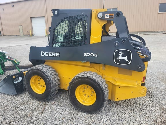 Main image John Deere 320G