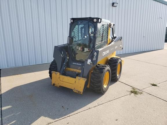Image of John Deere 320G equipment image 4