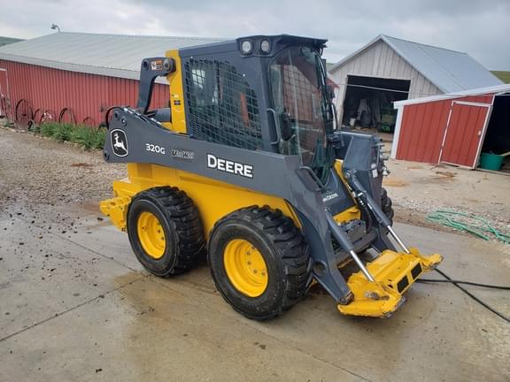 Image of John Deere 320G equipment image 4