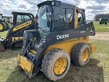 Main image John Deere 320G