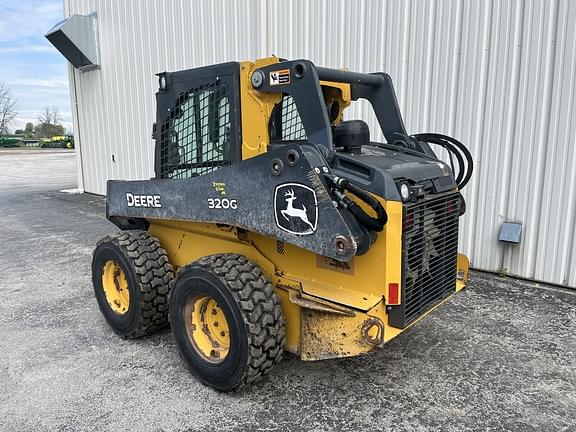 Image of John Deere 320G equipment image 3