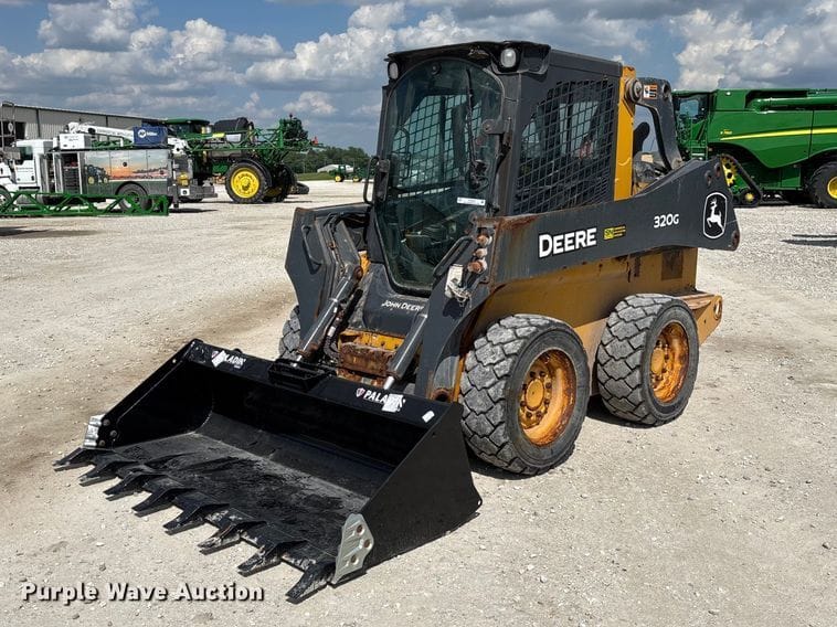 2022 John Deere 320G Equipment Image0