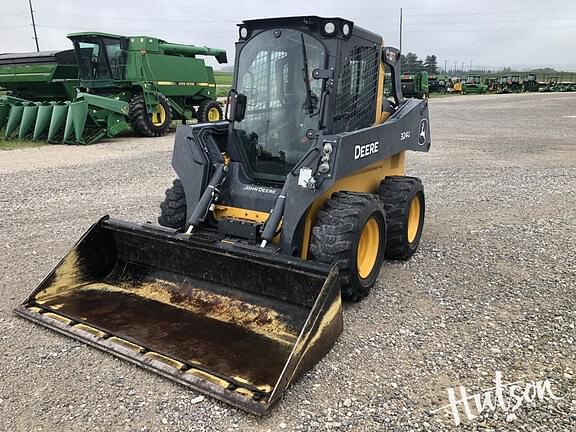 Image of John Deere 324G equipment image 1