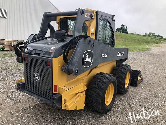Image of John Deere 324G equipment image 3