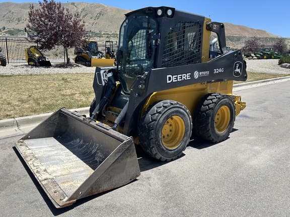 Image of John Deere 324G equipment image 3