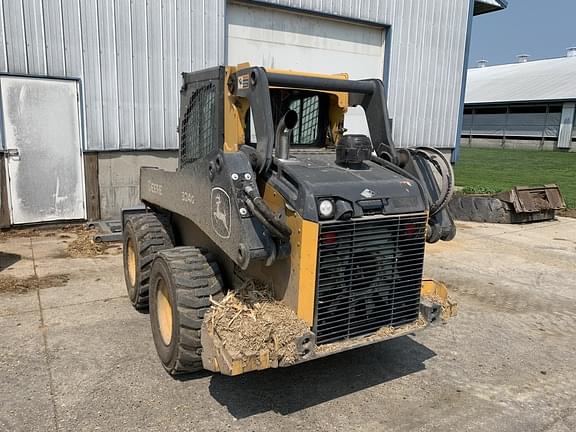 Image of John Deere 324G equipment image 3