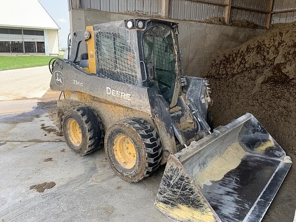 Image of John Deere 324G equipment image 1