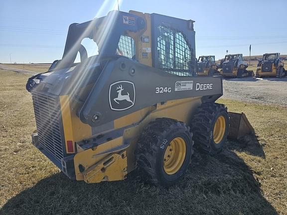 Image of John Deere 324G equipment image 2