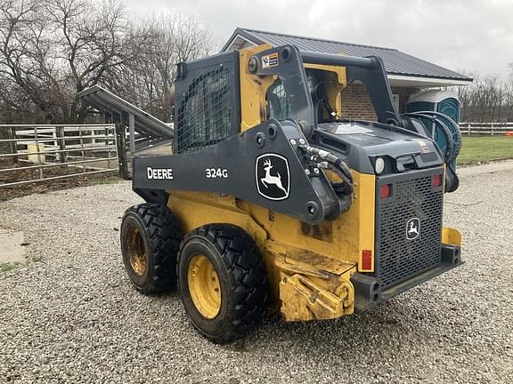 Image of John Deere 324G equipment image 2