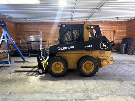 2022 John Deere 324G Equipment Image0
