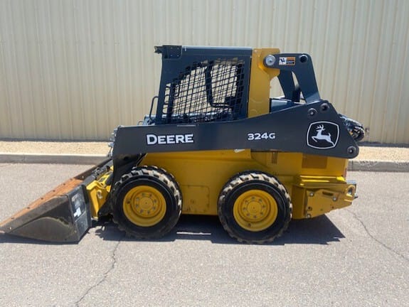2022 John Deere 324G Equipment Image0