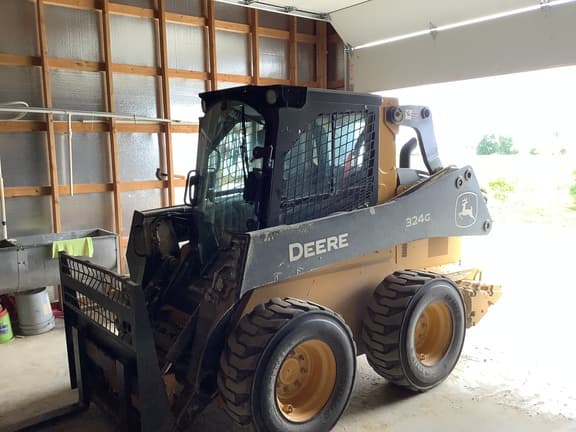 Image of John Deere 324G equipment image 2