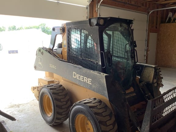 2022 John Deere 324G Equipment Image0