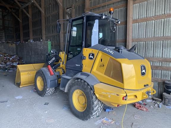 Image of John Deere 324L equipment image 2