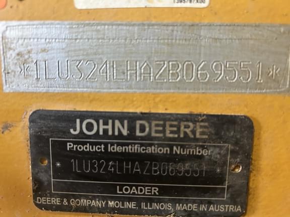 Image of John Deere 324L equipment image 1