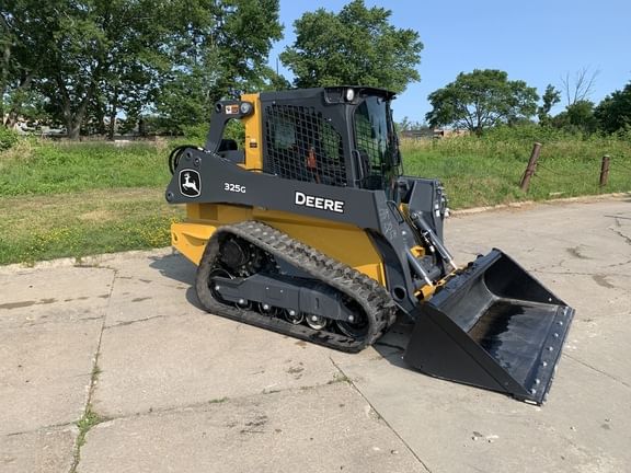 Main image John Deere 325G