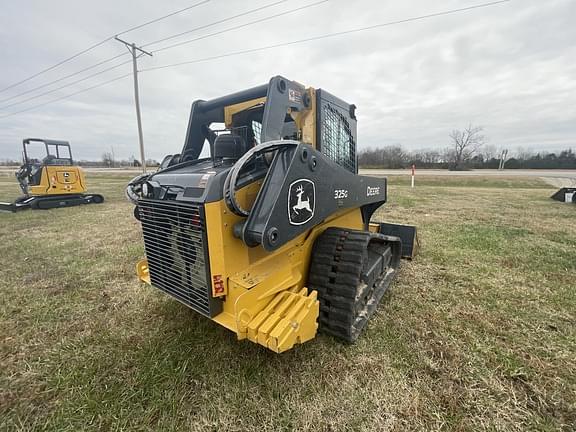 Image of John Deere 325G equipment image 4