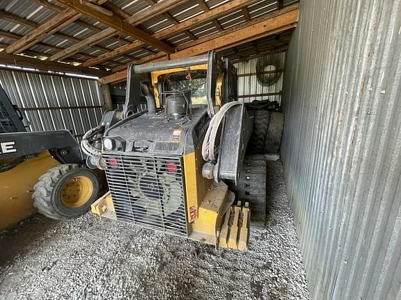 Image of John Deere 325G equipment image 3