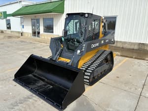 2022 John Deere 325G Image