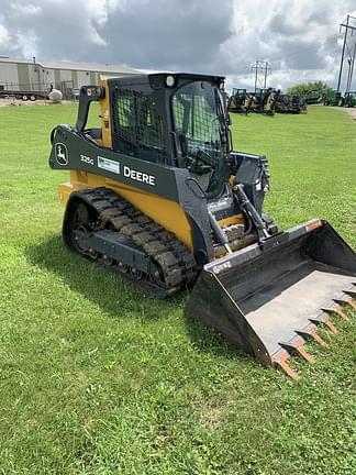 Image of John Deere 325G Primary image