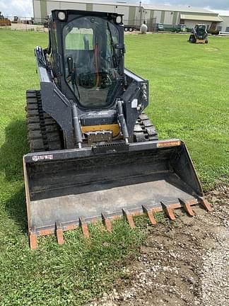 Image of John Deere 325G equipment image 1