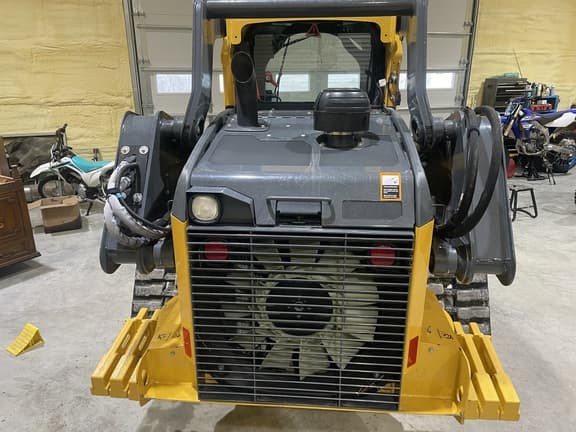 Image of John Deere 325G equipment image 2