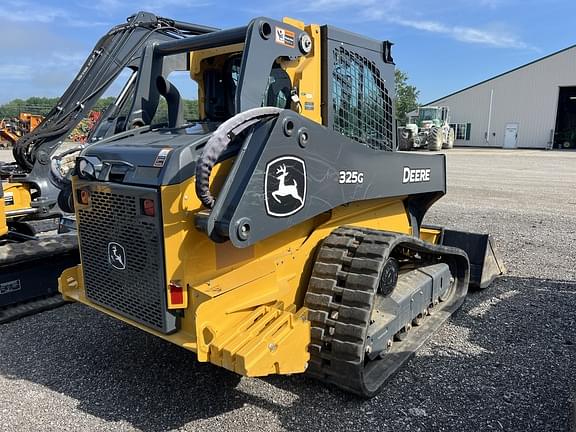 Image of John Deere 325G equipment image 3