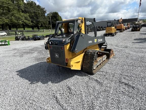 Image of John Deere 325G equipment image 2