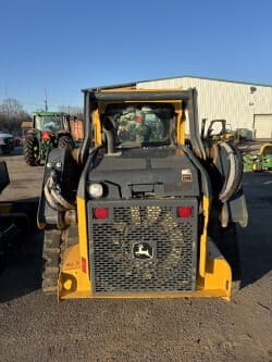 Image of John Deere 325G equipment image 3