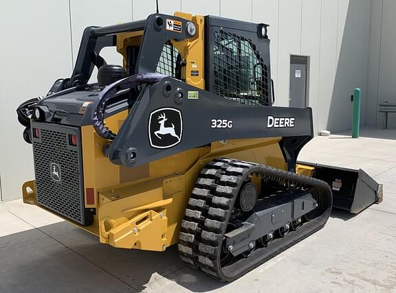 Image of John Deere 325G equipment image 2
