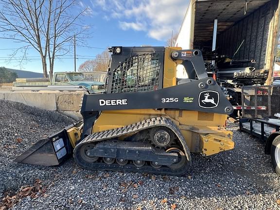 Image of John Deere 325G equipment image 1