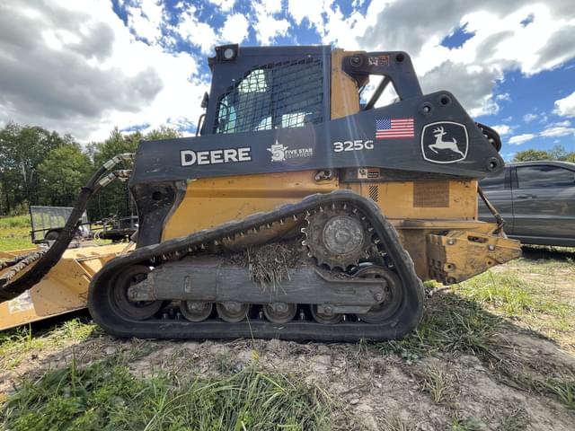 Image of John Deere 325G equipment image 3