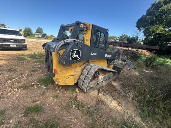 Image of John Deere 325G equipment image 4