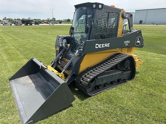 Image of John Deere 325G Primary image