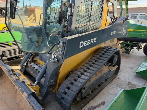 Main image John Deere 325G
