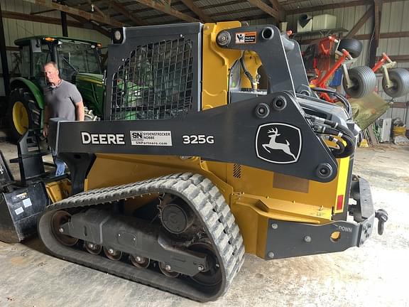 Image of John Deere 325G equipment image 2