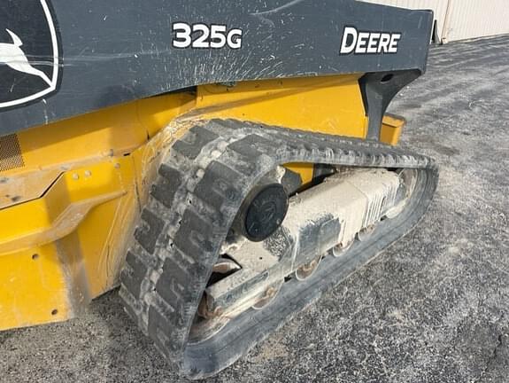 Image of John Deere 325G equipment image 2