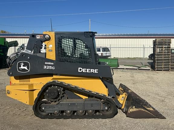 Image of John Deere 325G equipment image 4