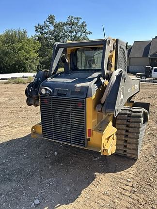 Image of John Deere 325G equipment image 3