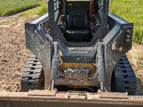 Image of John Deere 325G equipment image 4