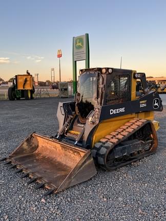 Main image John Deere 325G