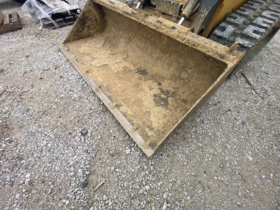 Image of John Deere 325G equipment image 2