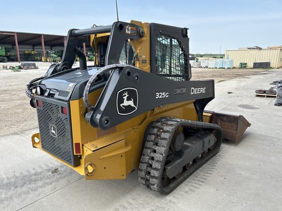 Image of John Deere 325G equipment image 4