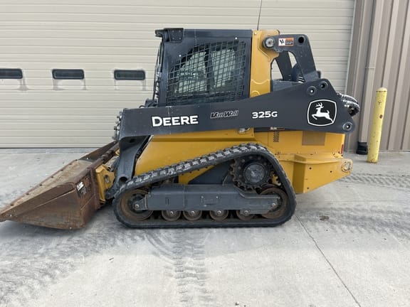 2022 John Deere 325G Equipment Image0