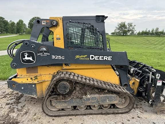 Image of John Deere 325G equipment image 4