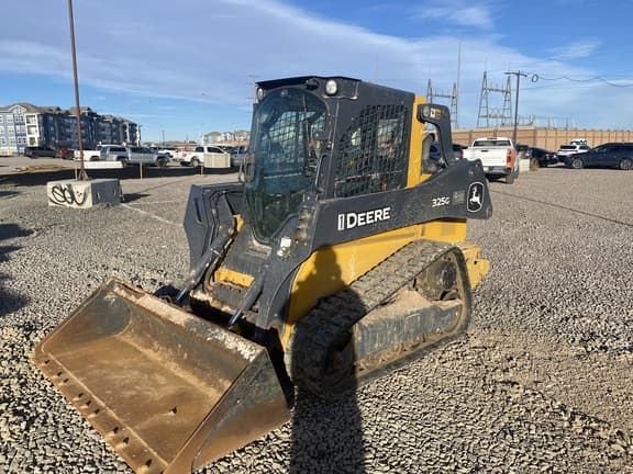 Image of John Deere 325G equipment image 2