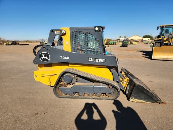 Image of John Deere 325G equipment image 4