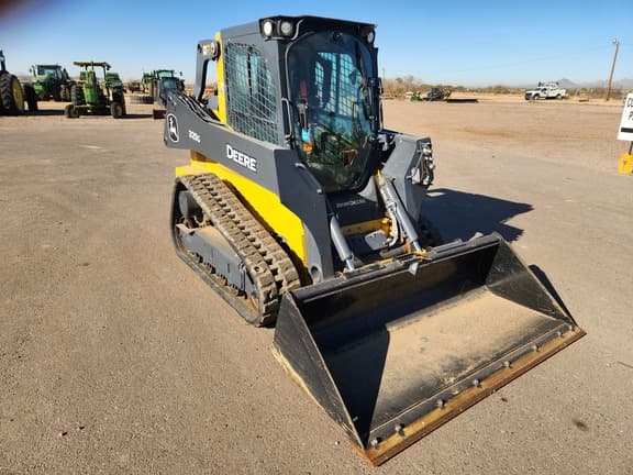 Image of John Deere 325G equipment image 3