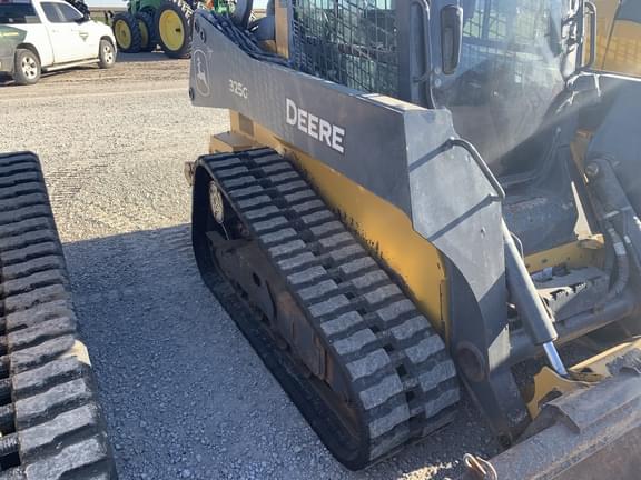 Image of John Deere 325G equipment image 2